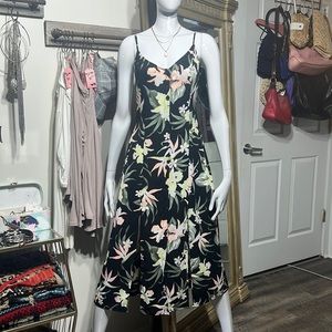 Button front floral sundress